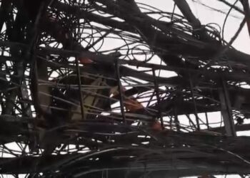 Burnt cables at Kololo