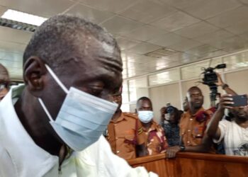 Court Orders Ailing Besigye Back to Prison