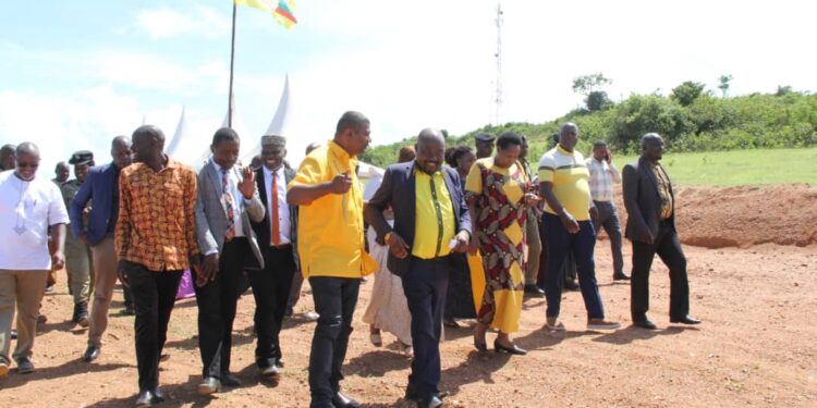 Masaka NRM leaders arriving for the district party headquater launch.
