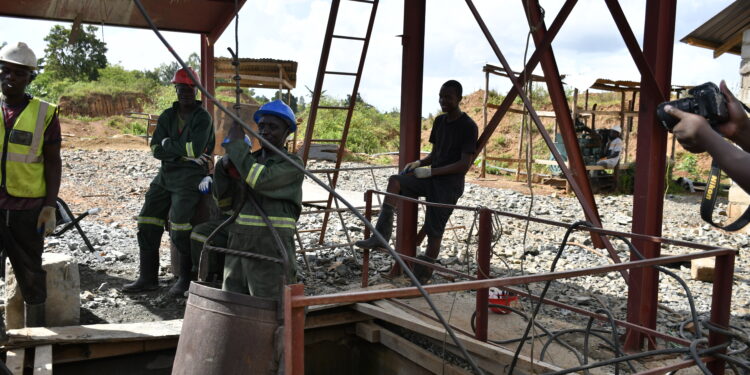 Gold Miners at Namayingo.