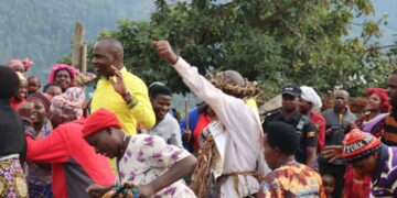 Police Detain Four for Allegedly Stoning Minister’s Vehicle