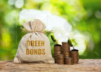 Are_green_bonds_taking_the_place_of_carbon_credits_in_Africa-scaled