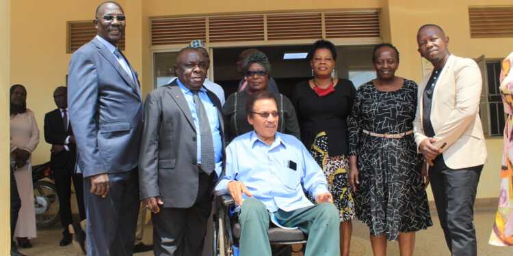 LC5 chairperson, CAO and district service commissioners posing for a photo. File Photo.