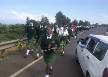 Students Protest Head Teacher’s Conduct, Call for Immediate Transfer