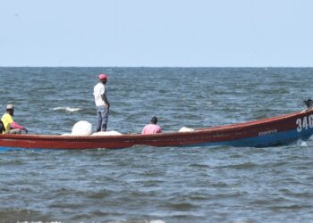Fishermen head out from Kasensero landing site for night fishing on Lake Victoria- Photo Davis Buyondo