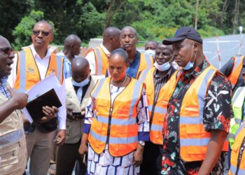 Locals Cry Foul as Chinese Contractor Cuts Community Workers on Mukono Road Project