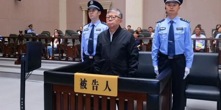 Yang Youlin exploited his official positions to help others secure engineering contracts and financing, the court heard.