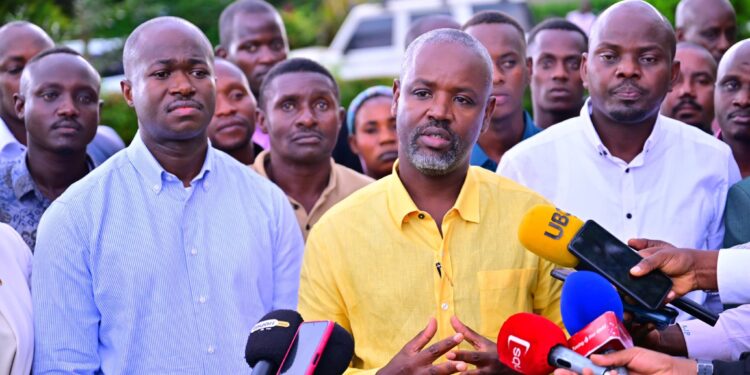 PLU Backs Bill To Create Procedure For Removal Of Leader Of Opposition