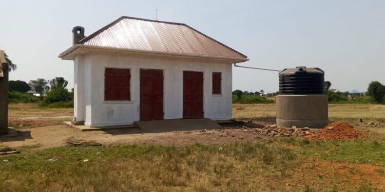 Kihembe Sub-county headquarters in Kanungu District, a project reportedly allocated UGX 70 million, has come under scrutiny over alleged mismanagement of public funds.